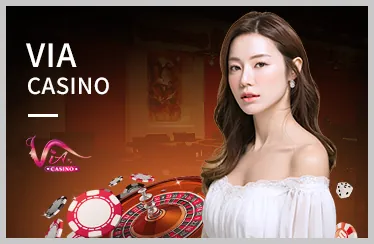 Người chia bài trực tiếp tại bàn Baccarat của da88 chính thức